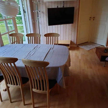 5 Person In Dronningmolle-by Traum * Dronningmølle